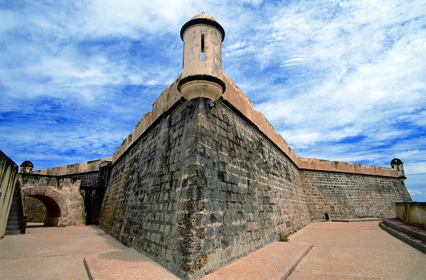 Resultado de imagen de Castillo San Carlos de Borromeo